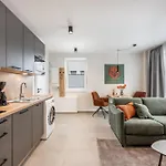 Der Fuchsbau -smarte Apartments-, Am Klinikum *