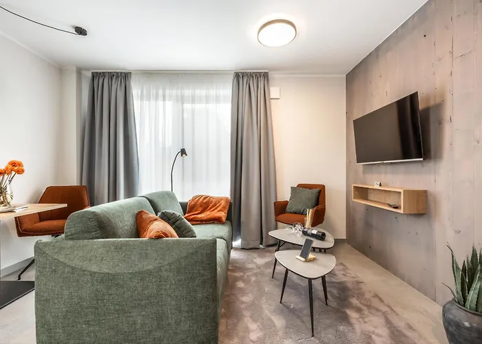 Der Fuchsbau -smarte Apartments-, Am Klinikum *