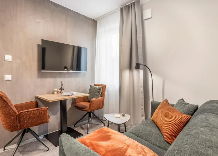 Der Fuchsbau -smarte Apartments-, Am Klinikum